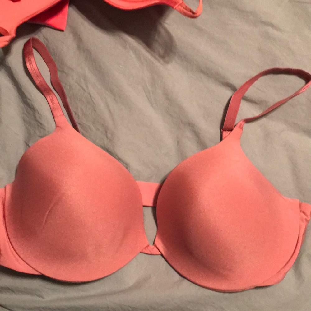 Victoria’s Secret bra